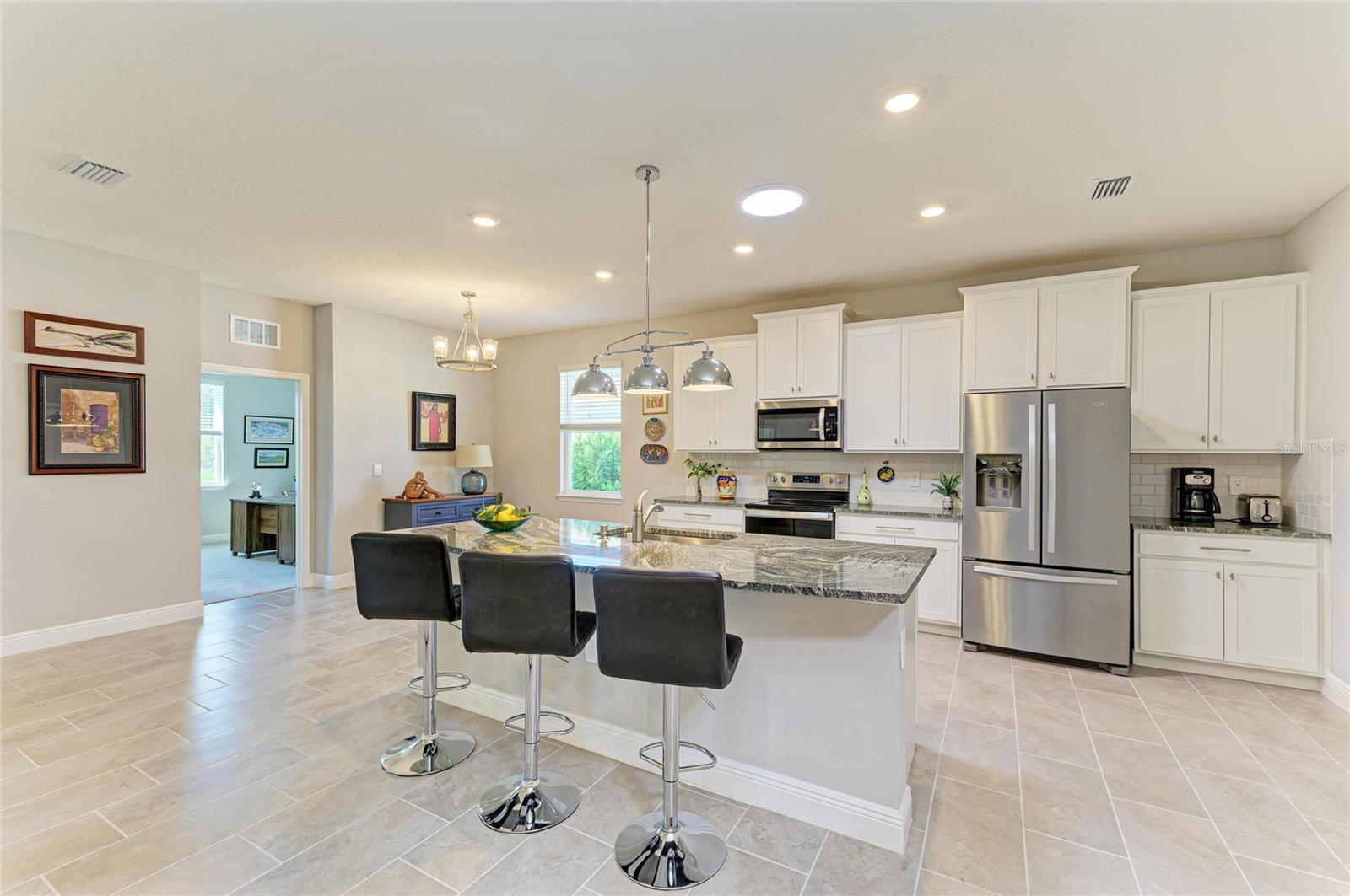 Image 27 of 83 For 17555 Cantarina Cove