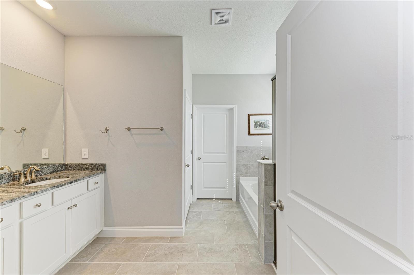 Image 47 of 83 For 17555 Cantarina Cove