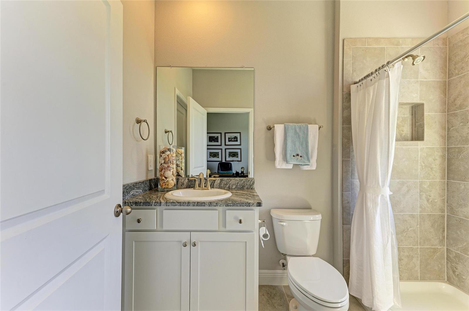 Image 66 of 83 For 17555 Cantarina Cove