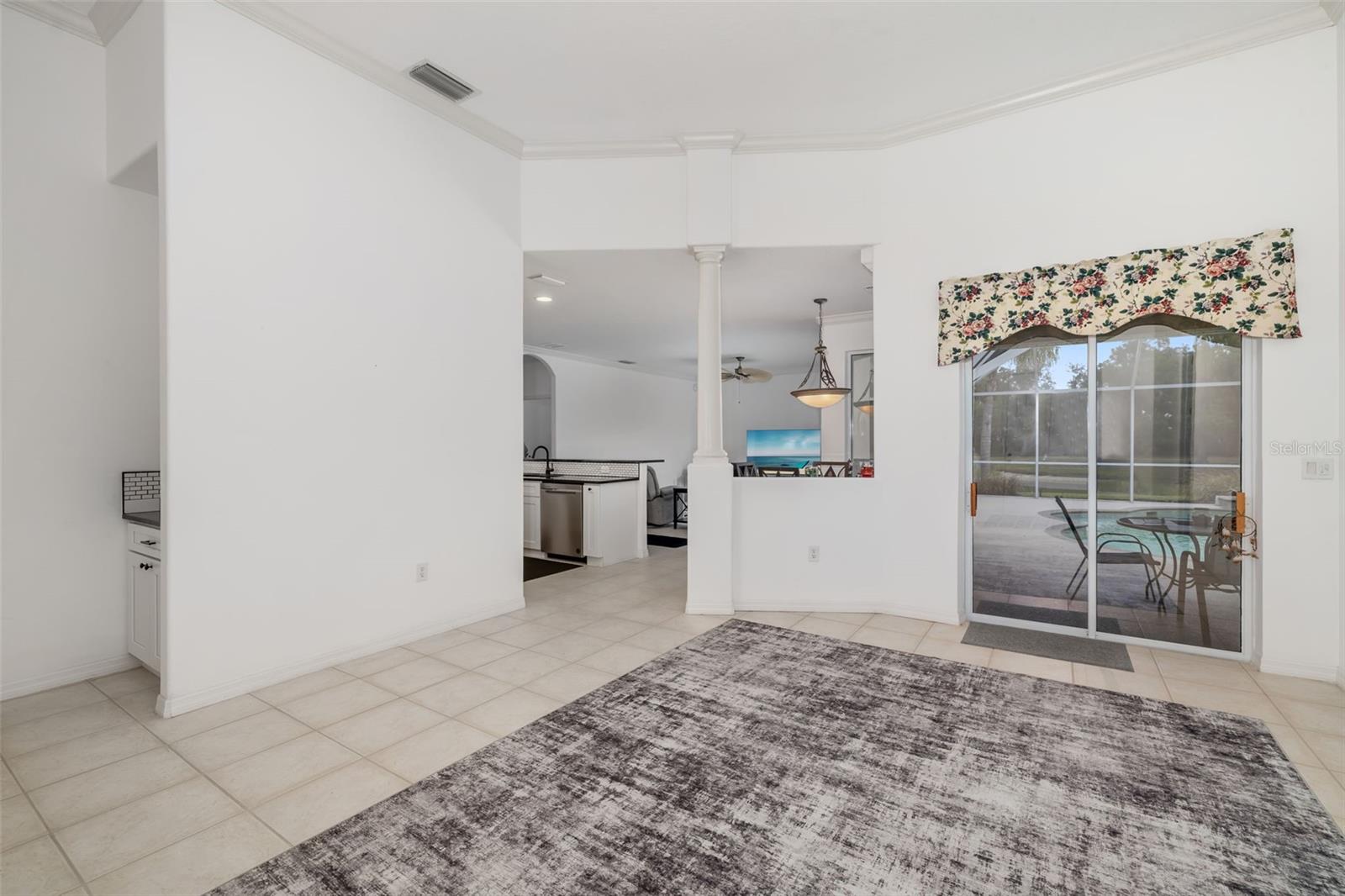 Image 10 of 44 For 9101 Yarberry Street