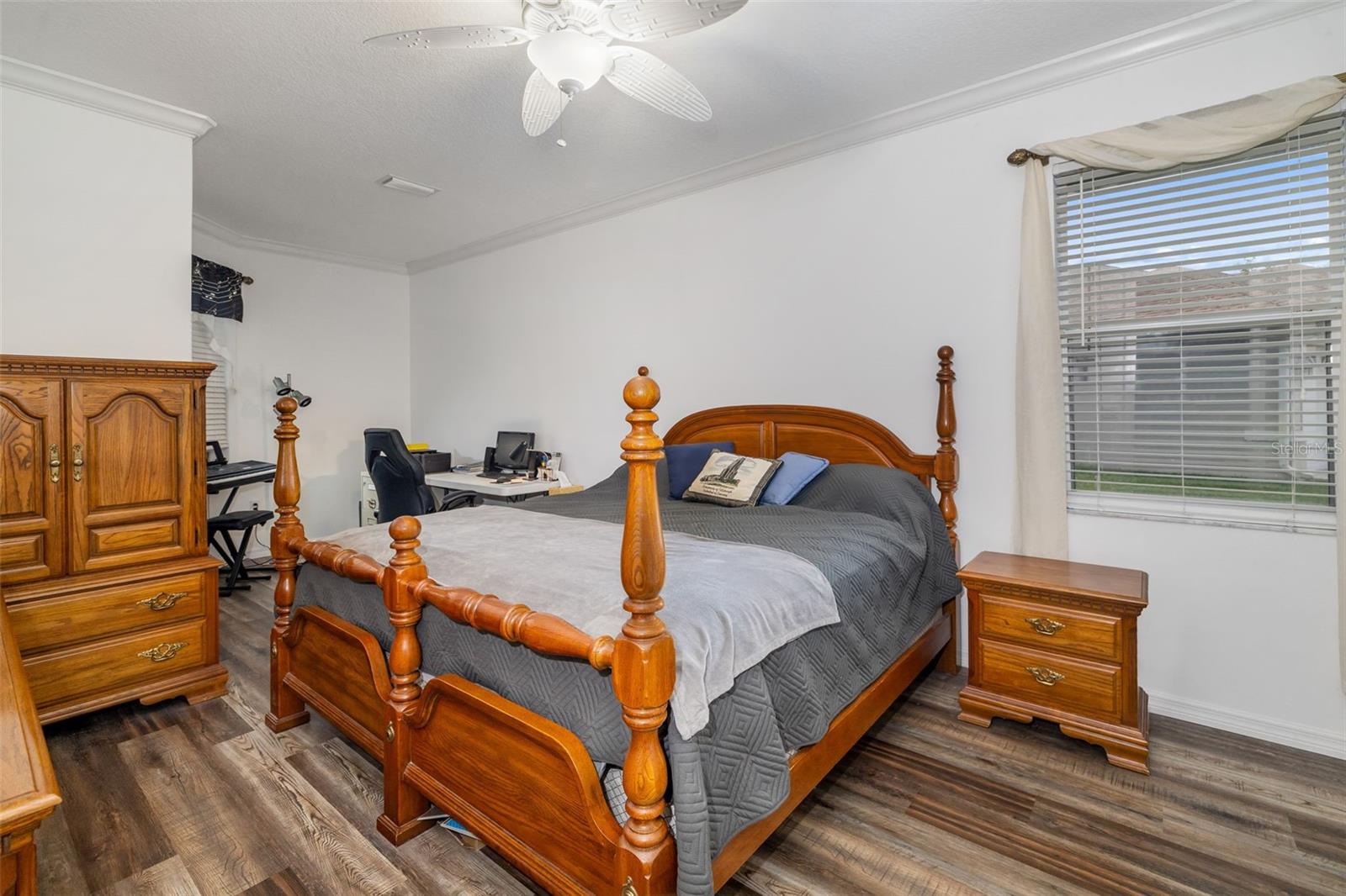 Image 19 of 44 For 9101 Yarberry Street