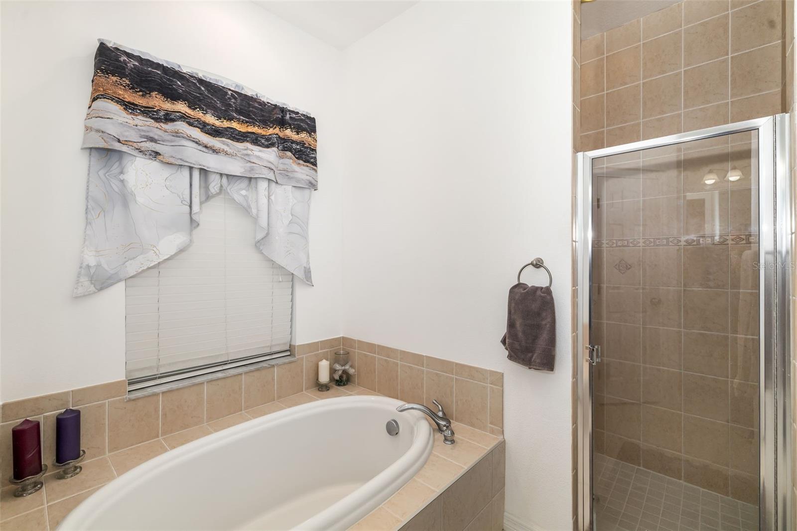 Image 23 of 44 For 9101 Yarberry Street