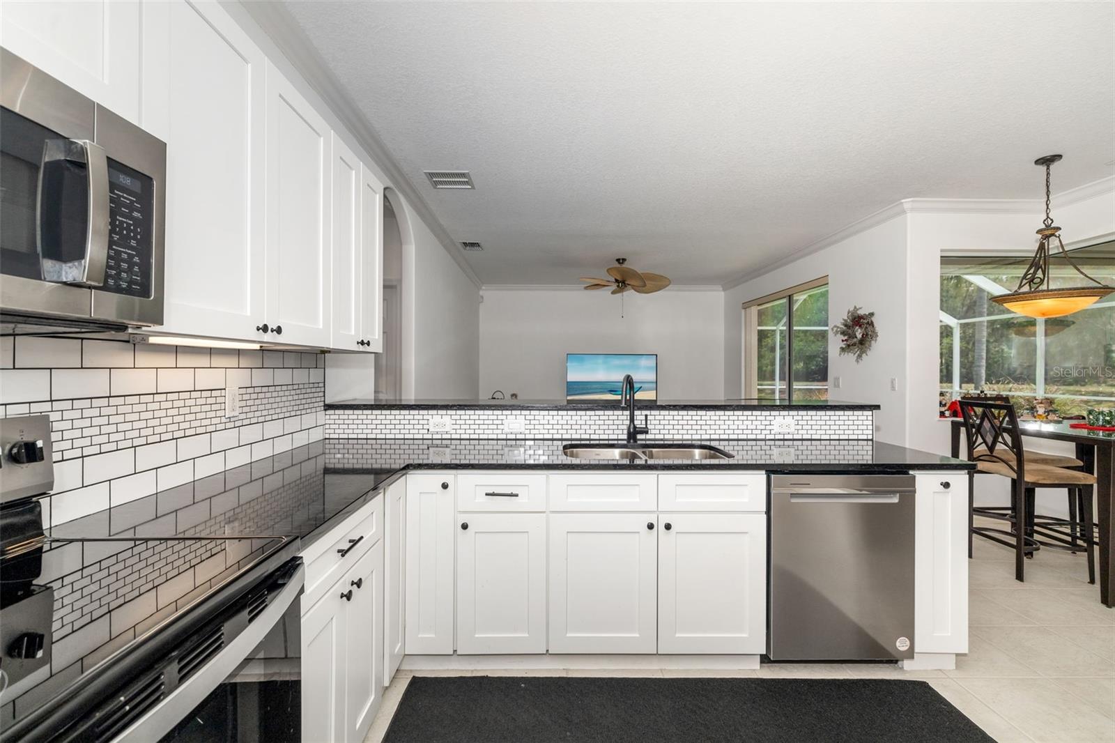 Image 29 of 44 For 9101 Yarberry Street