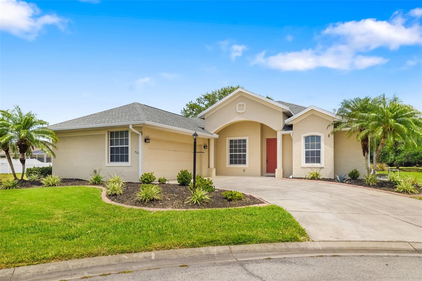 Image 34 of 44 For 9101 Yarberry Street
