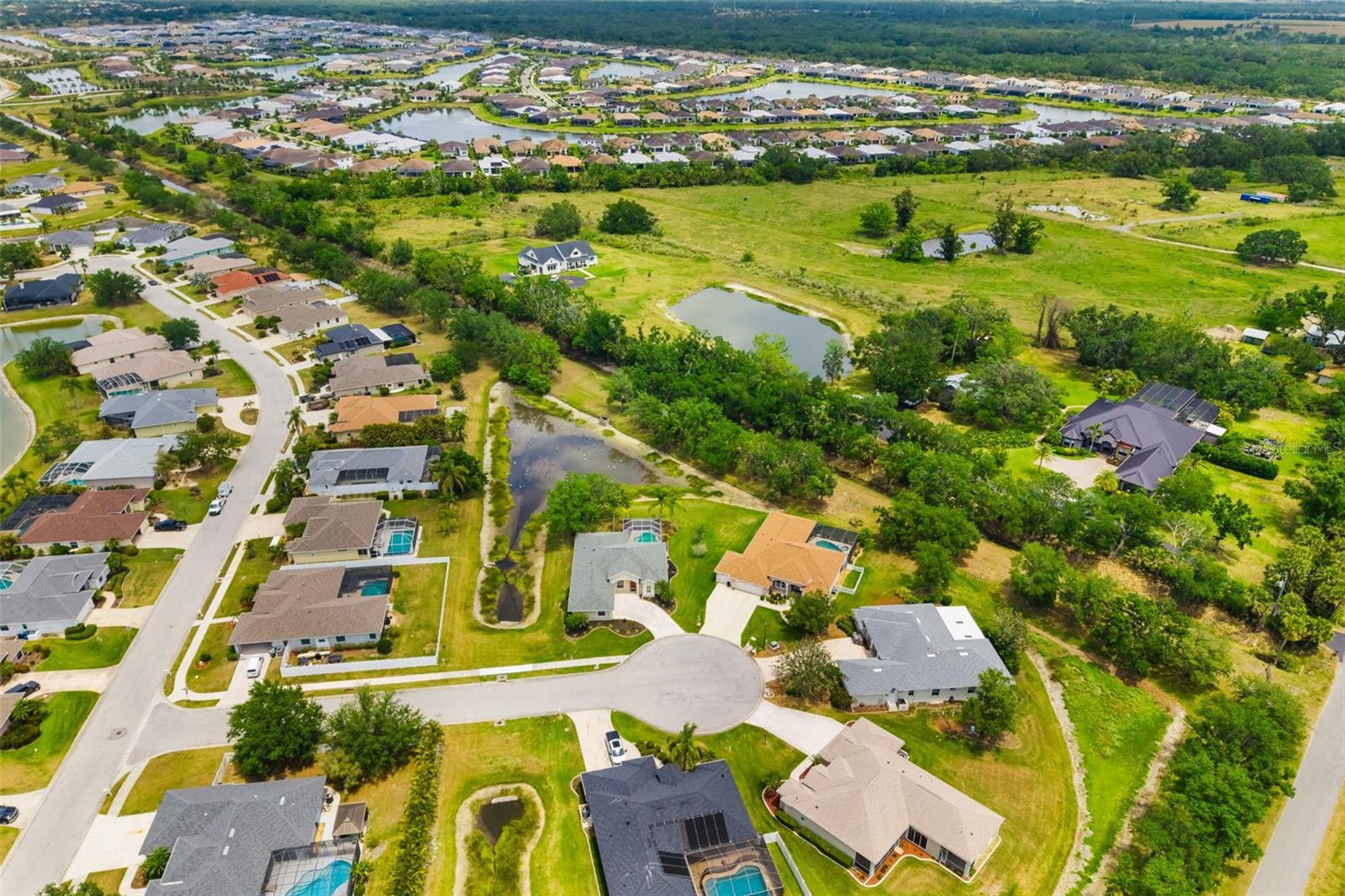 Image 5 of 44 For 9101 Yarberry Street