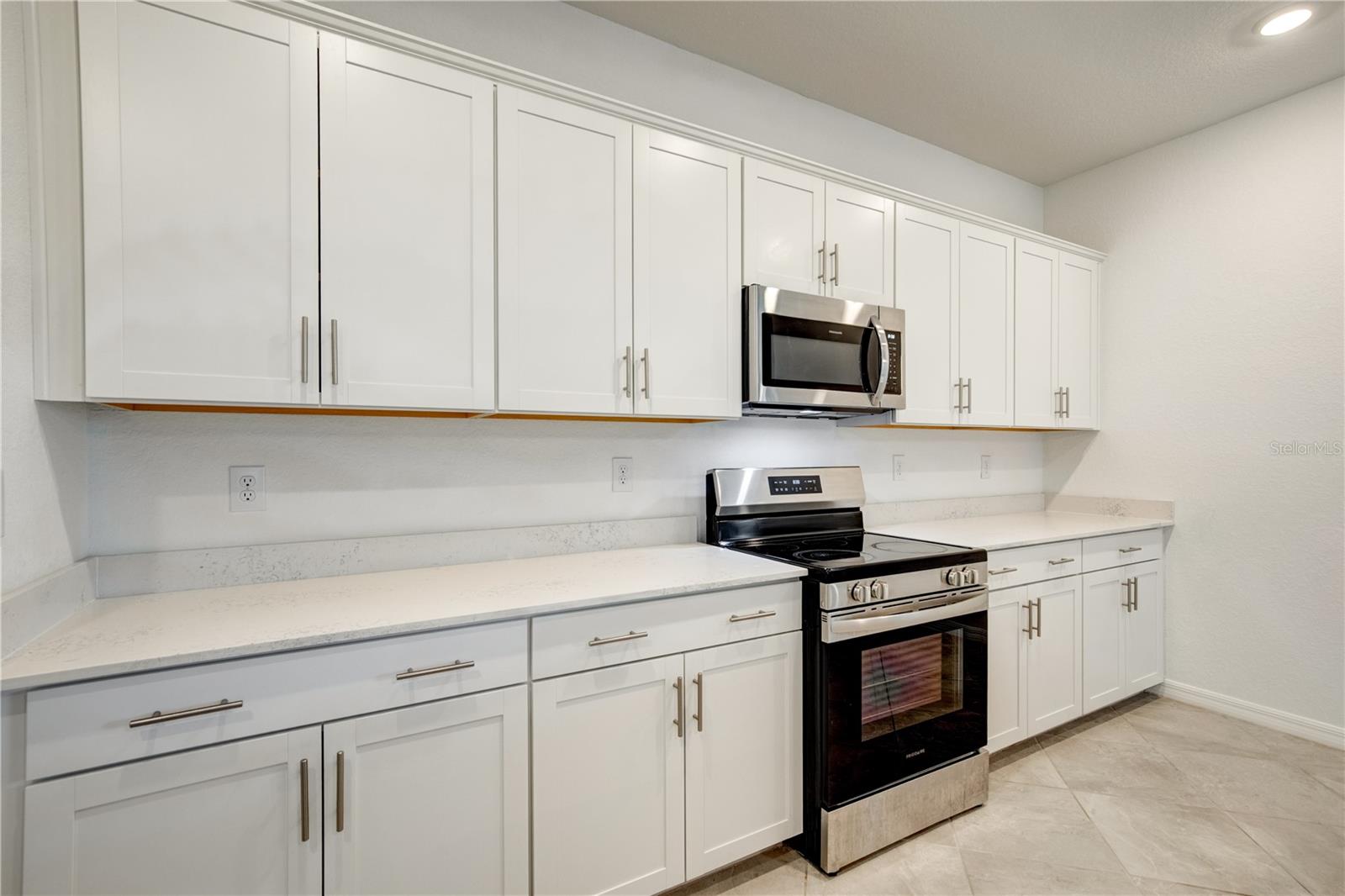 Image 4 of 21 For 19065 Cabernet Court