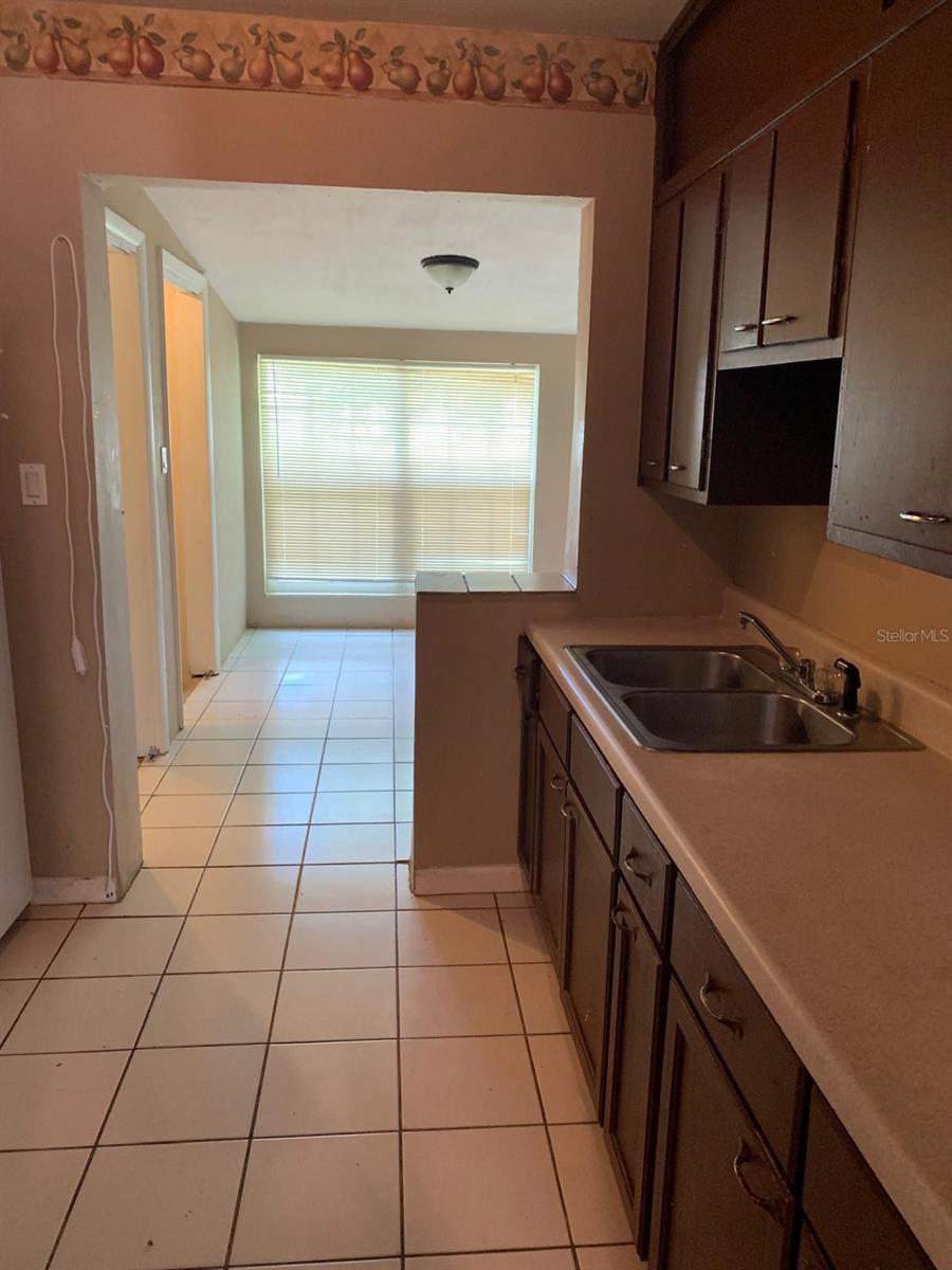 Image 11 of 14 For 21266 Coulton Avenue