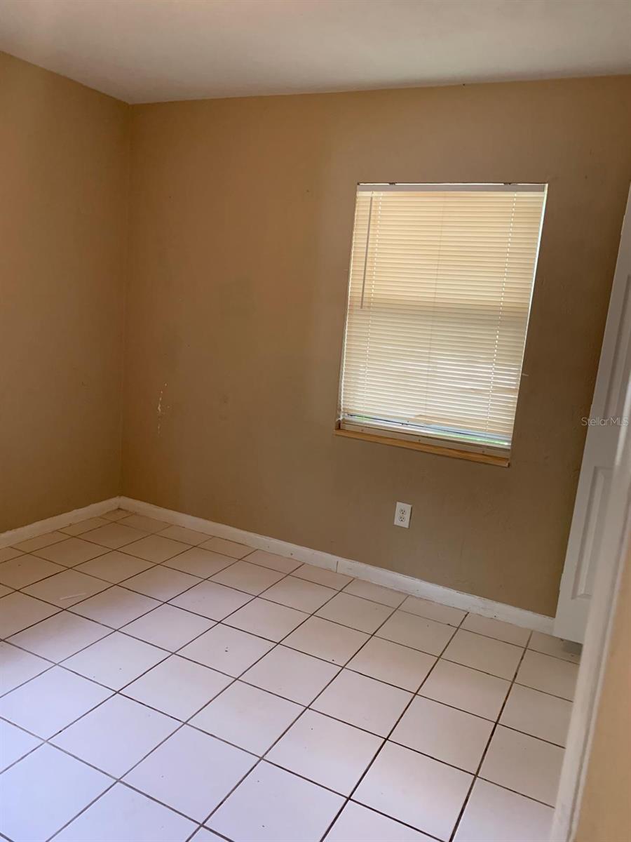 Image 7 of 14 For 21266 Coulton Avenue