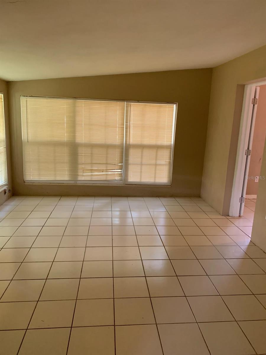 Image 8 of 14 For 21266 Coulton Avenue