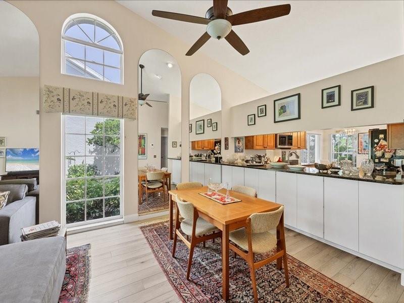Image 19 of 54 For 7724 Palm Aire Lane