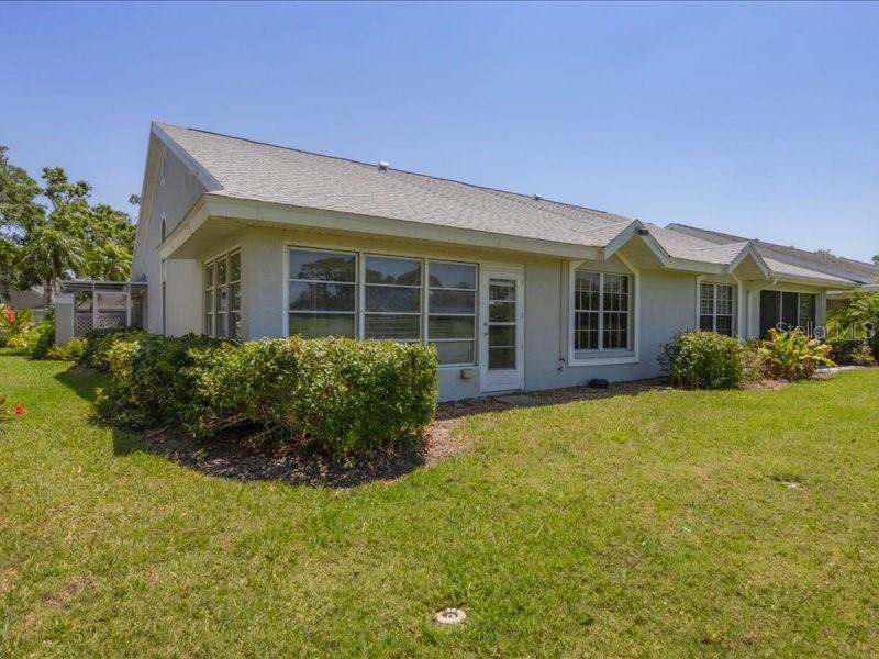 Image 33 of 54 For 7724 Palm Aire Lane