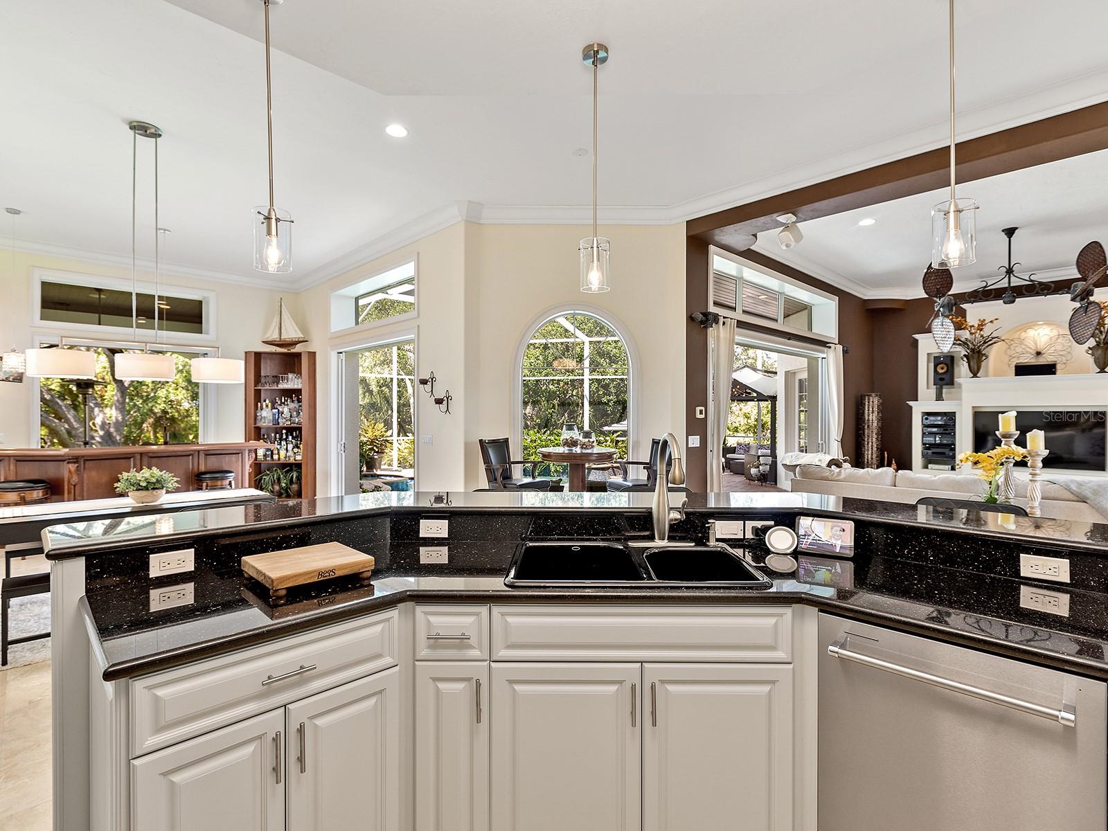 Image 16 of 67 For 6612 Butlers Crest Drive