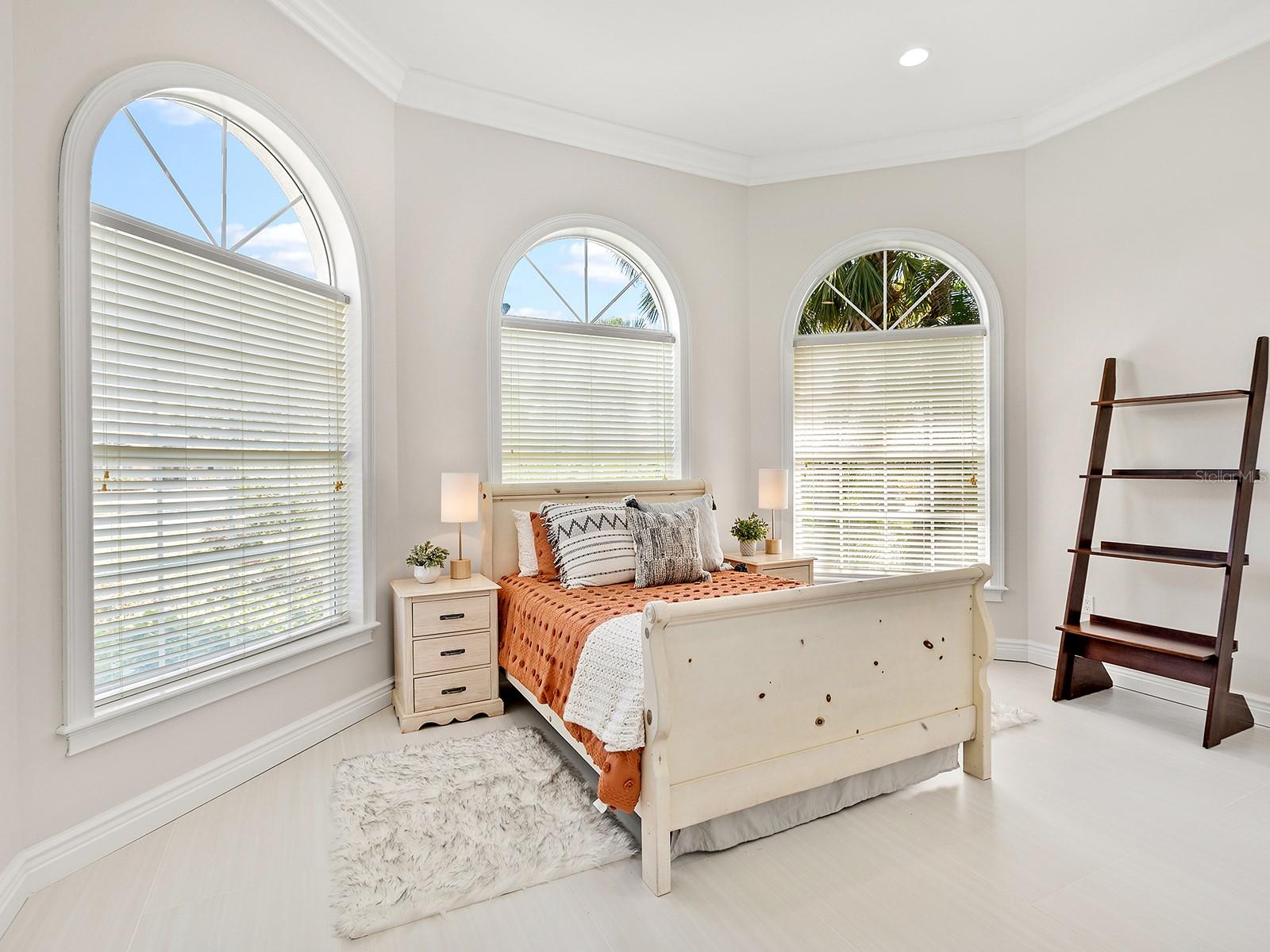 Image 32 of 67 For 6612 Butlers Crest Drive
