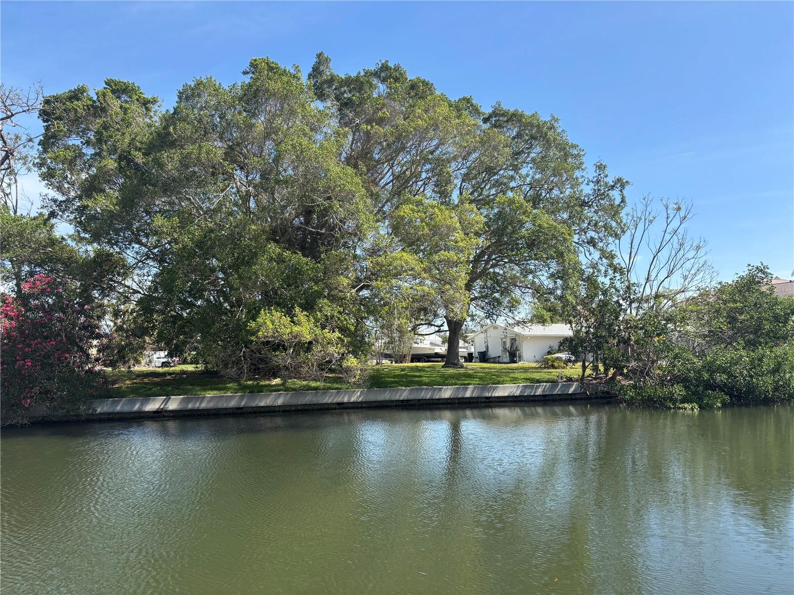 Details for 4417 Dolphin Lane, PALMETTO, FL 34221