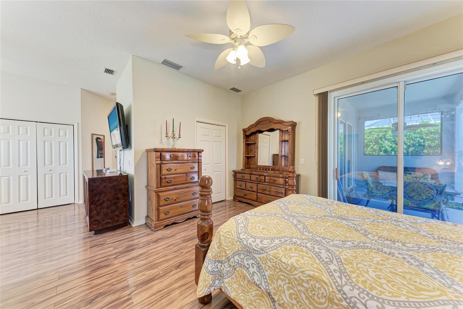 Image 27 of 58 For 6106 New Paris Way