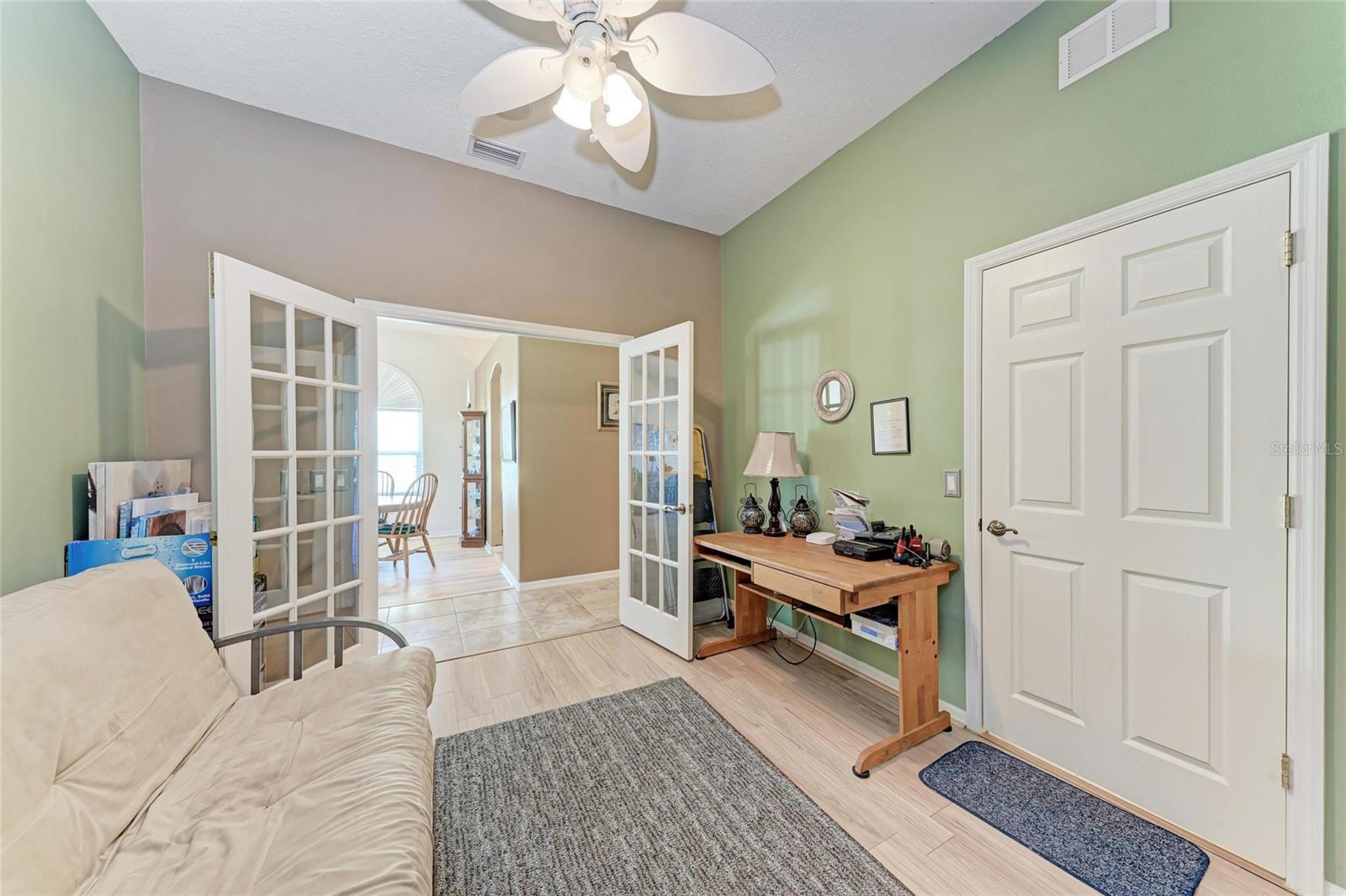 Image 33 of 58 For 6106 New Paris Way