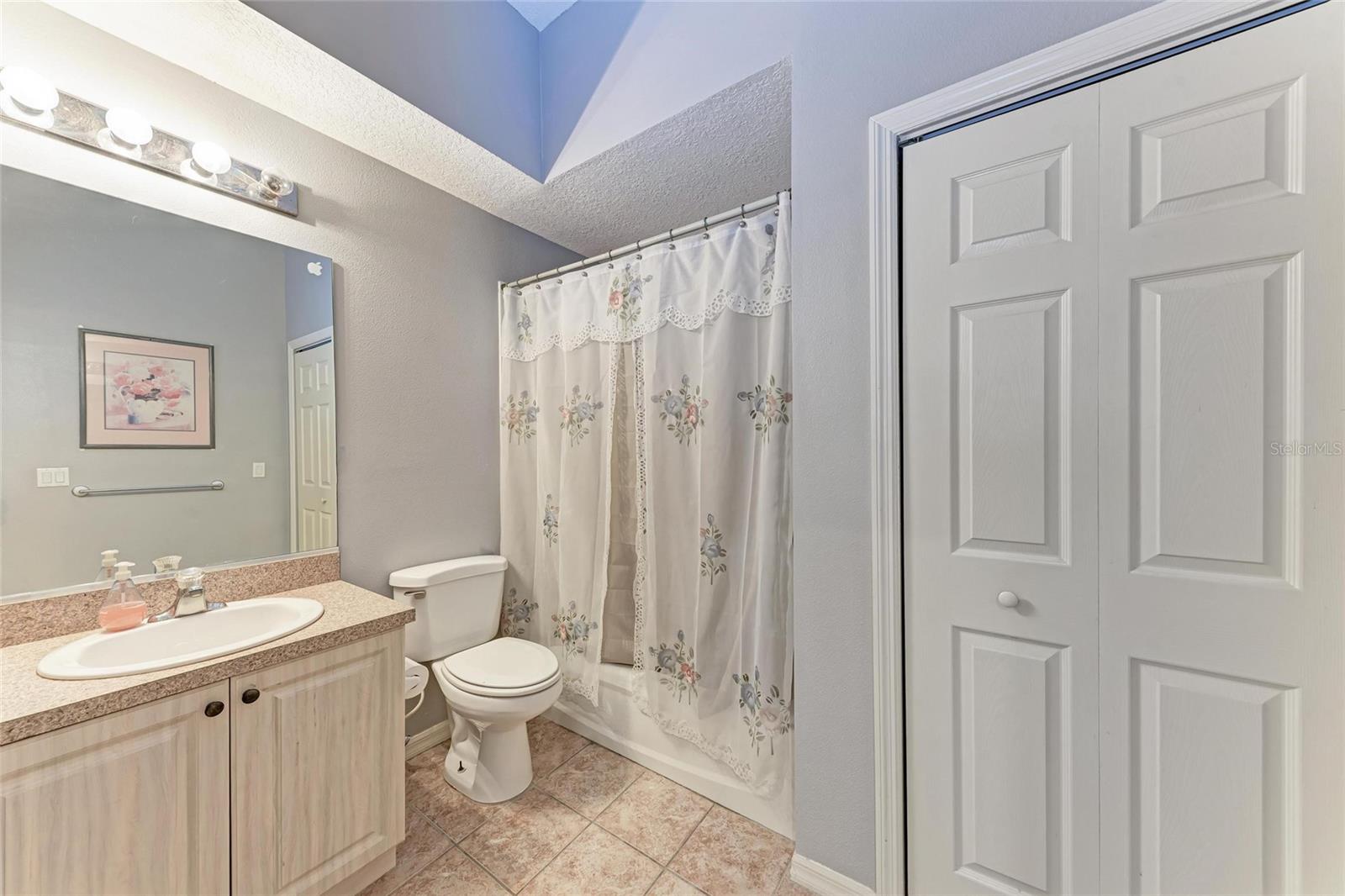 Image 41 of 58 For 6106 New Paris Way