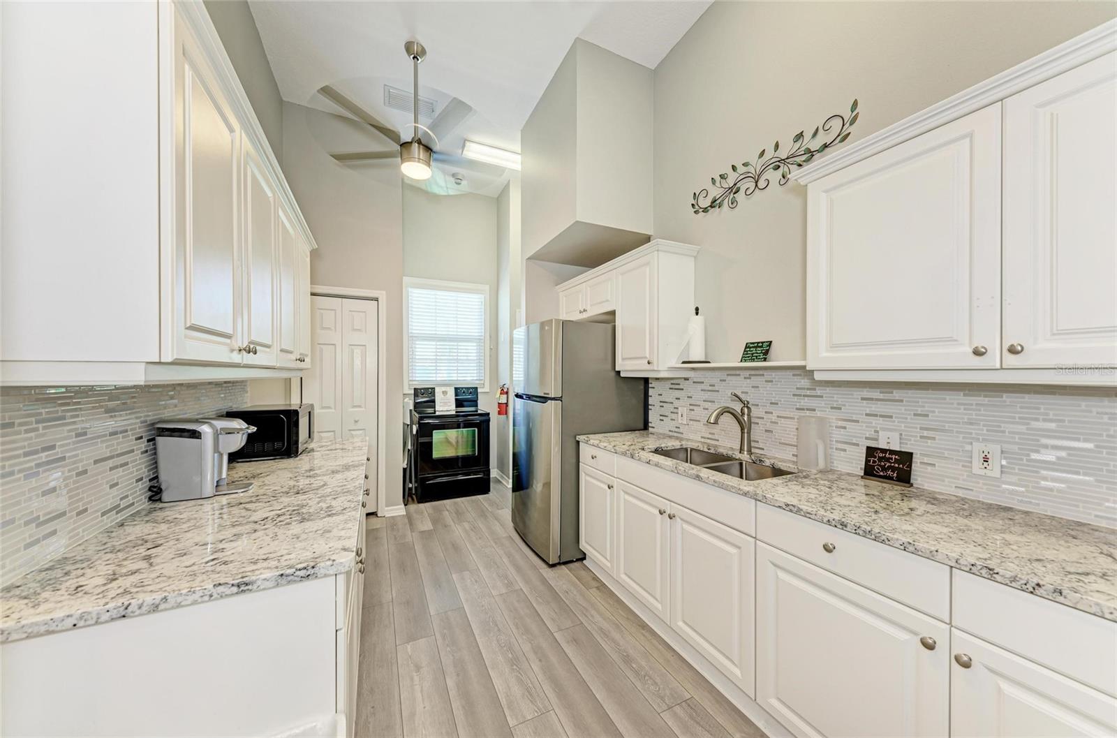 Image 52 of 58 For 6106 New Paris Way