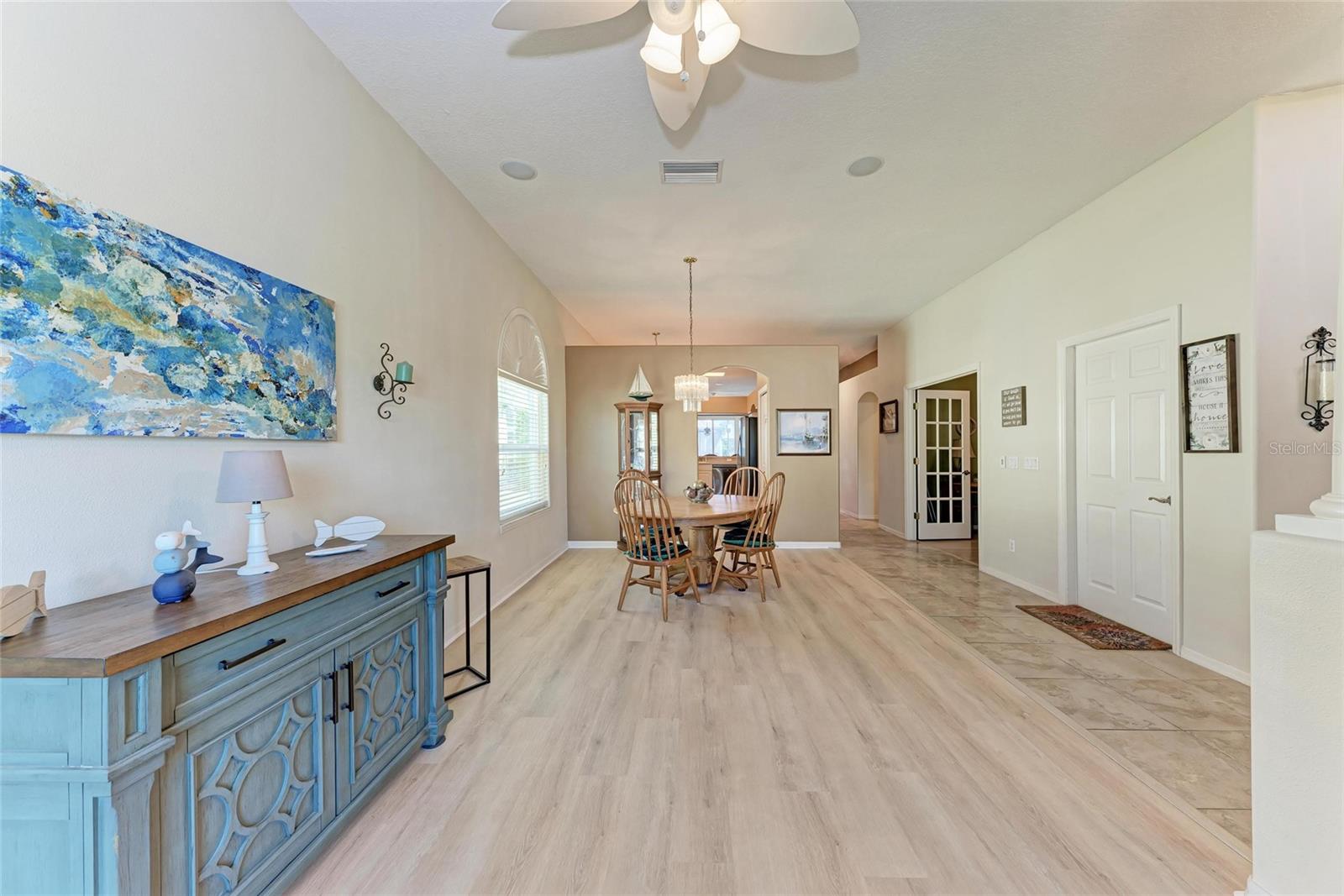 Image 6 of 58 For 6106 New Paris Way