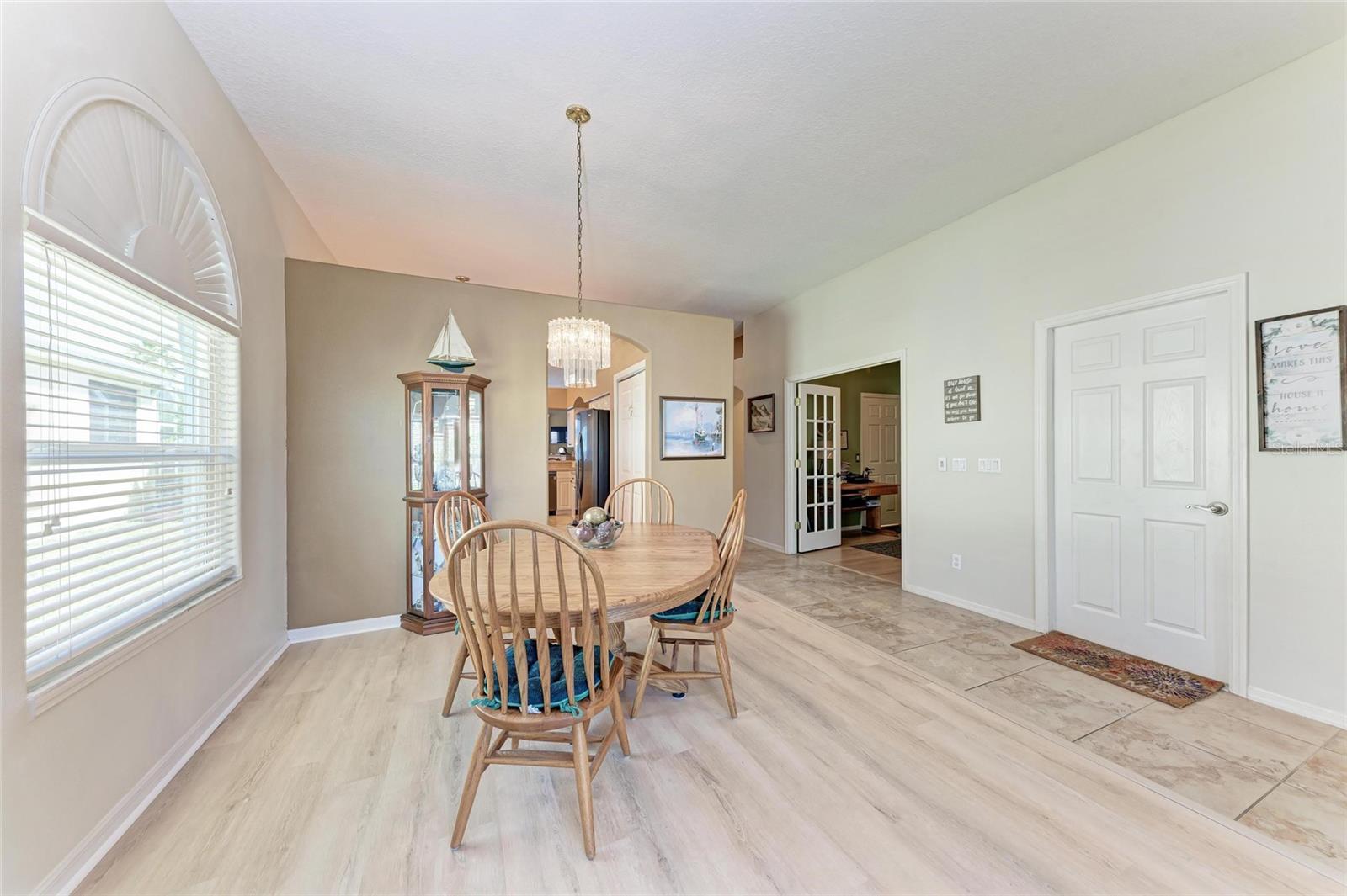 Image 7 of 58 For 6106 New Paris Way