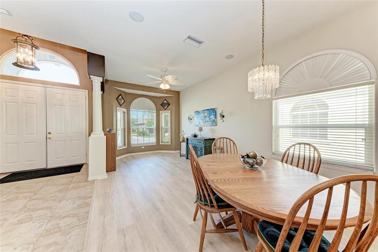 Image 8 of 58 For 6106 New Paris Way