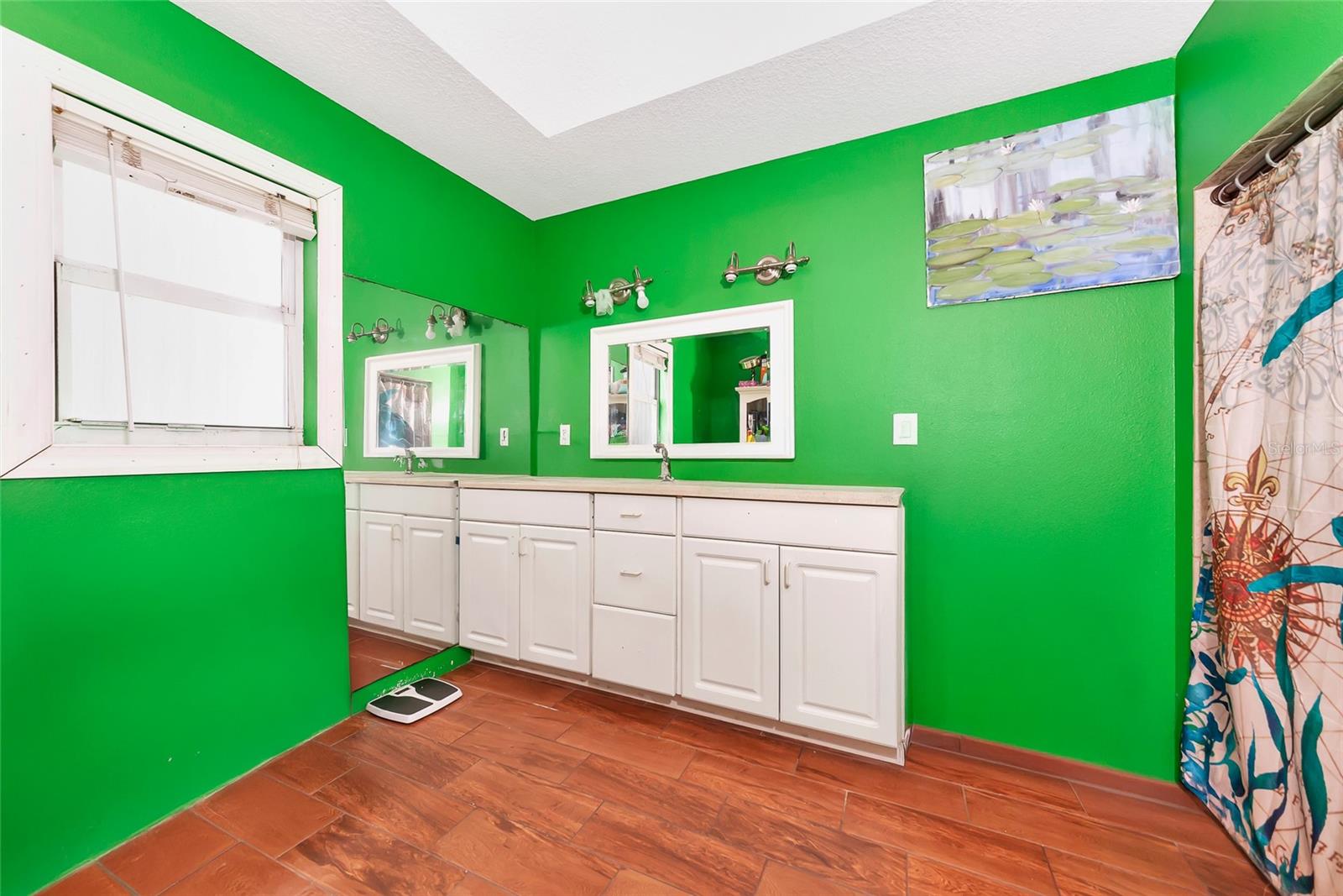 Image 16 of 85 For 6321 279th Street E