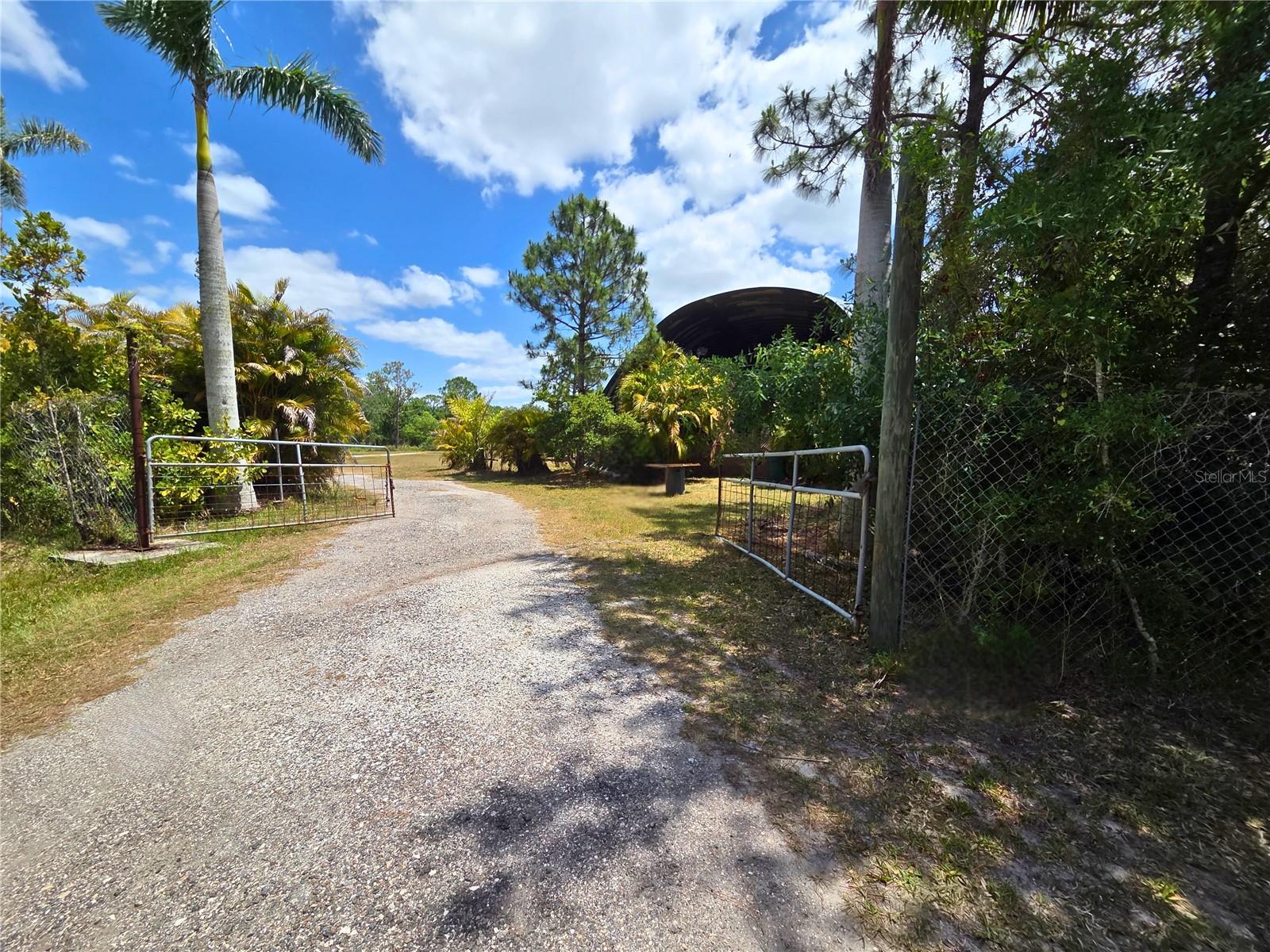 Image 4 of 85 For 6321 279th Street E