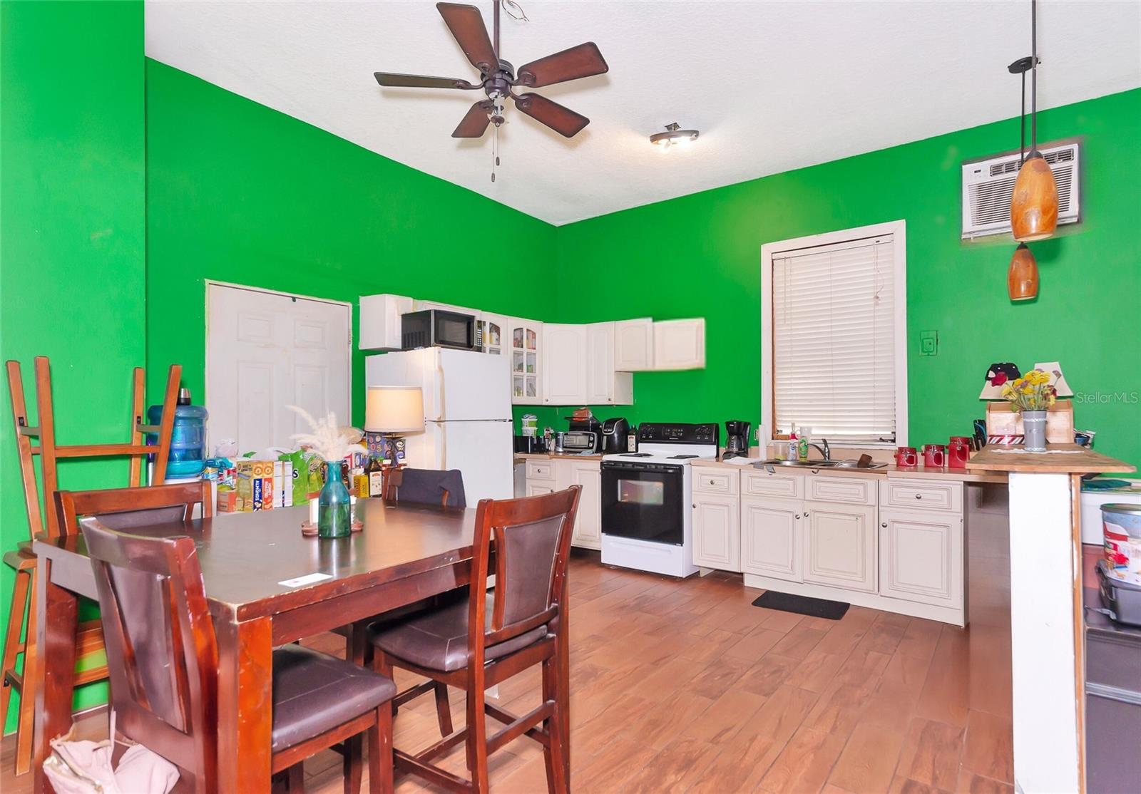 Image 8 of 85 For 6321 279th Street E