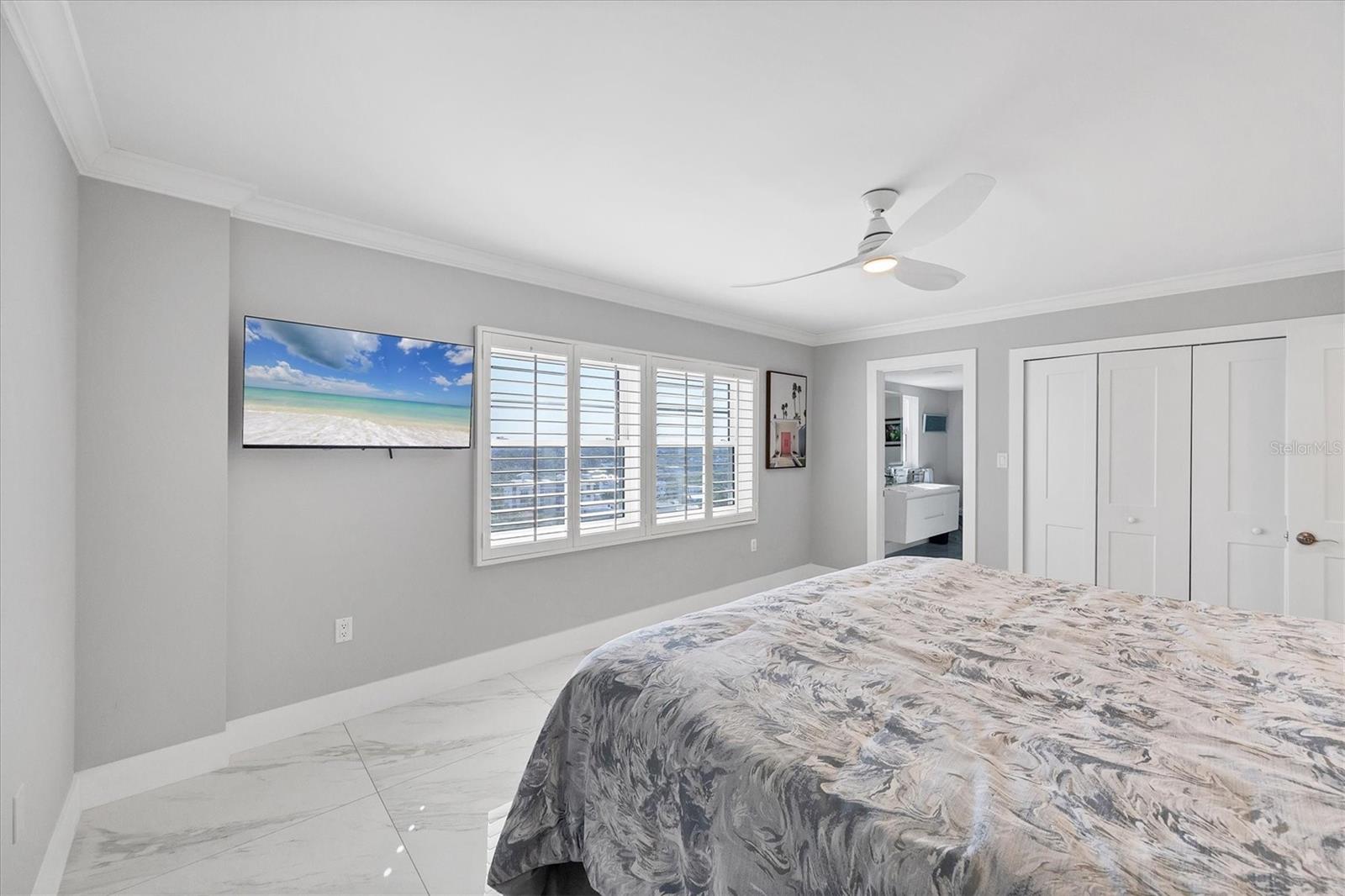 Image 19 of 39 For 555 Gulfstream Avenue 1401