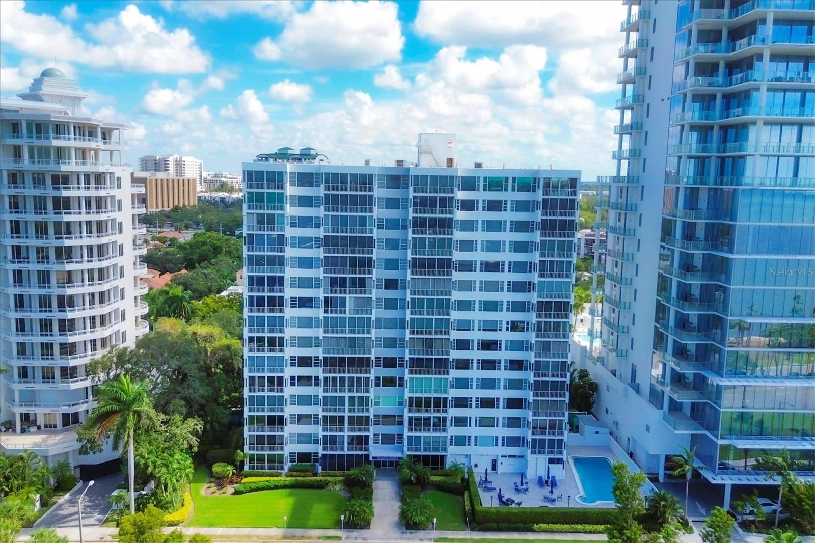 Image 2 of 39 For 555 Gulfstream Avenue 1401