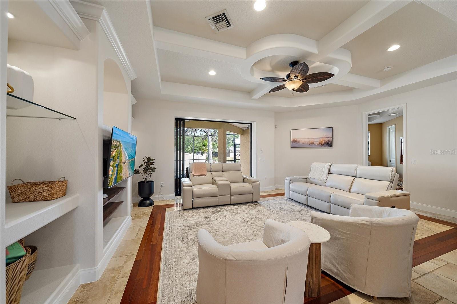 Image 4 of 40 For 5624 Aaron Court