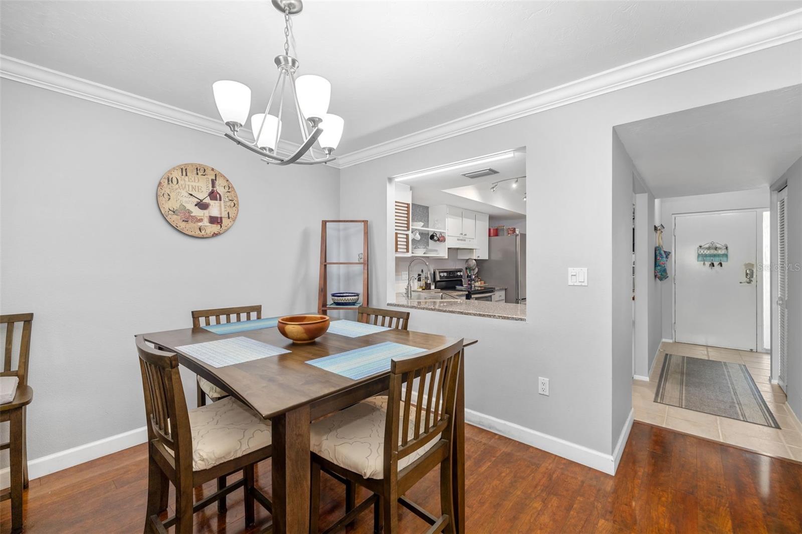 Image 10 of 45 For 7203 Curtiss Avenue 3d