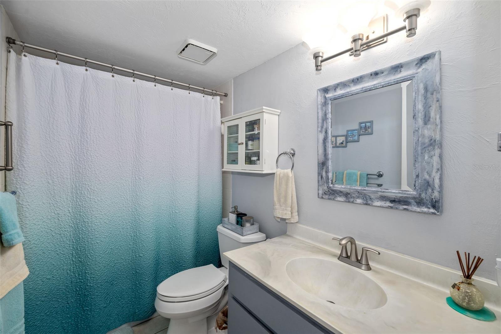 Image 18 of 45 For 7203 Curtiss Avenue 3d