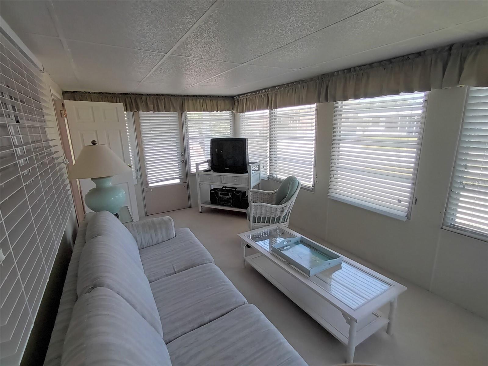 Image 21 of 52 For 4920 Boca Raton Avenue