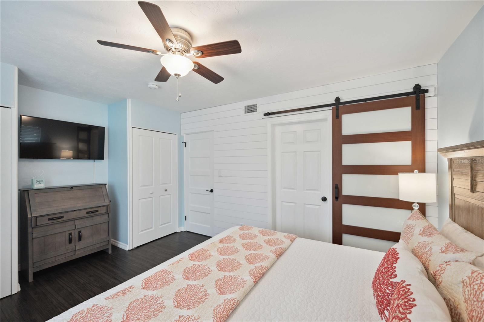 Image 11 of 19 For 2425 Clematis Street