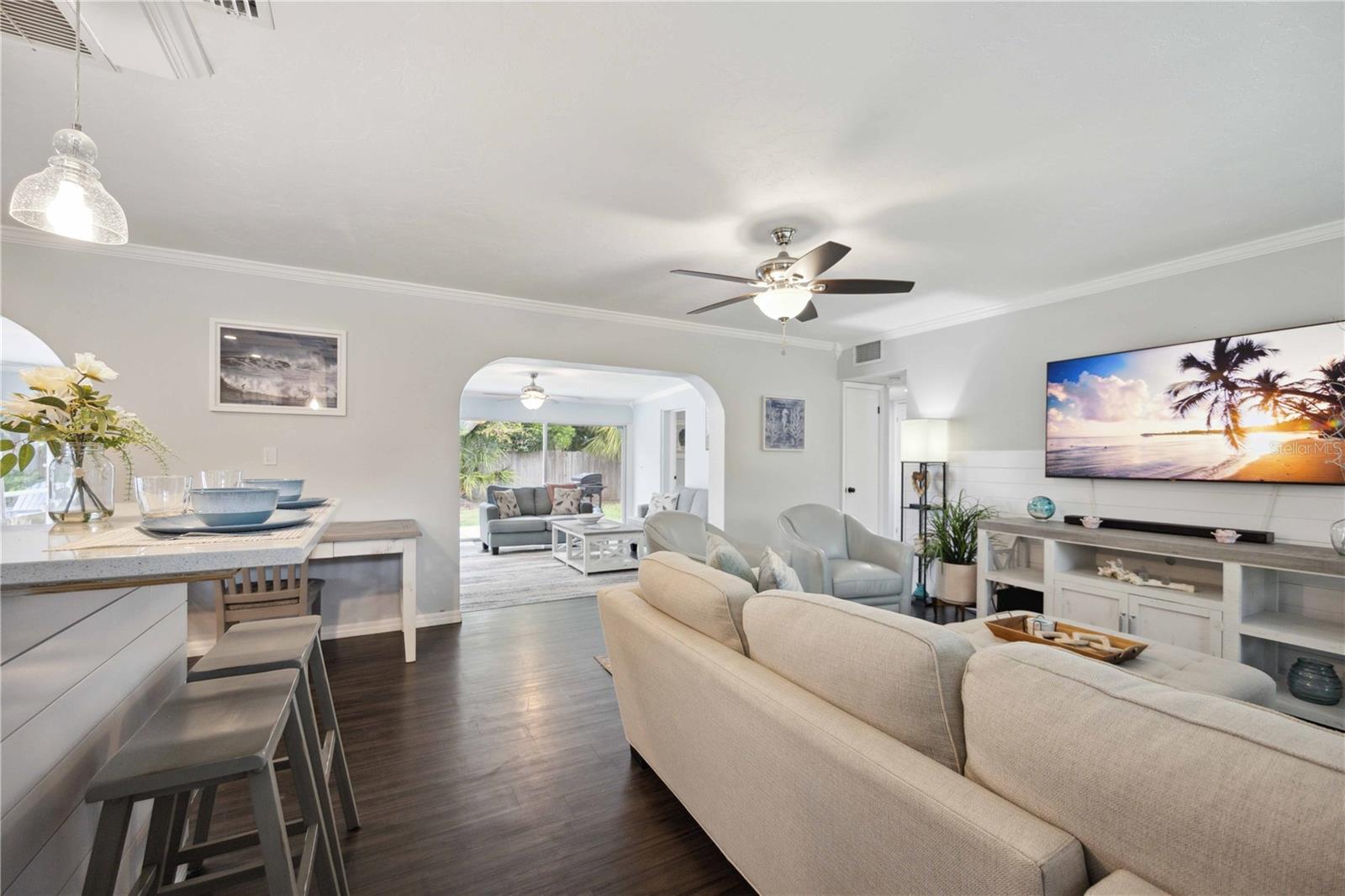Image 3 of 19 For 2425 Clematis Street