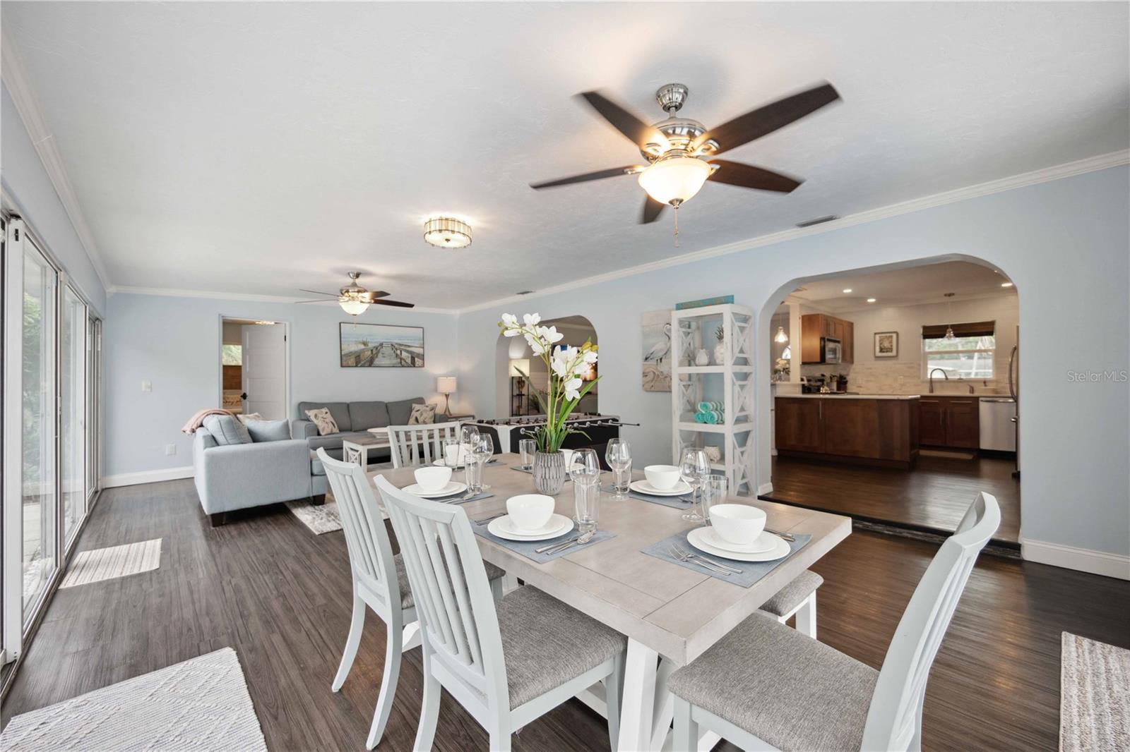 Image 4 of 19 For 2425 Clematis Street