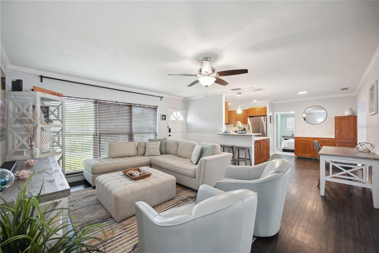 Image 6 of 19 For 2425 Clematis Street
