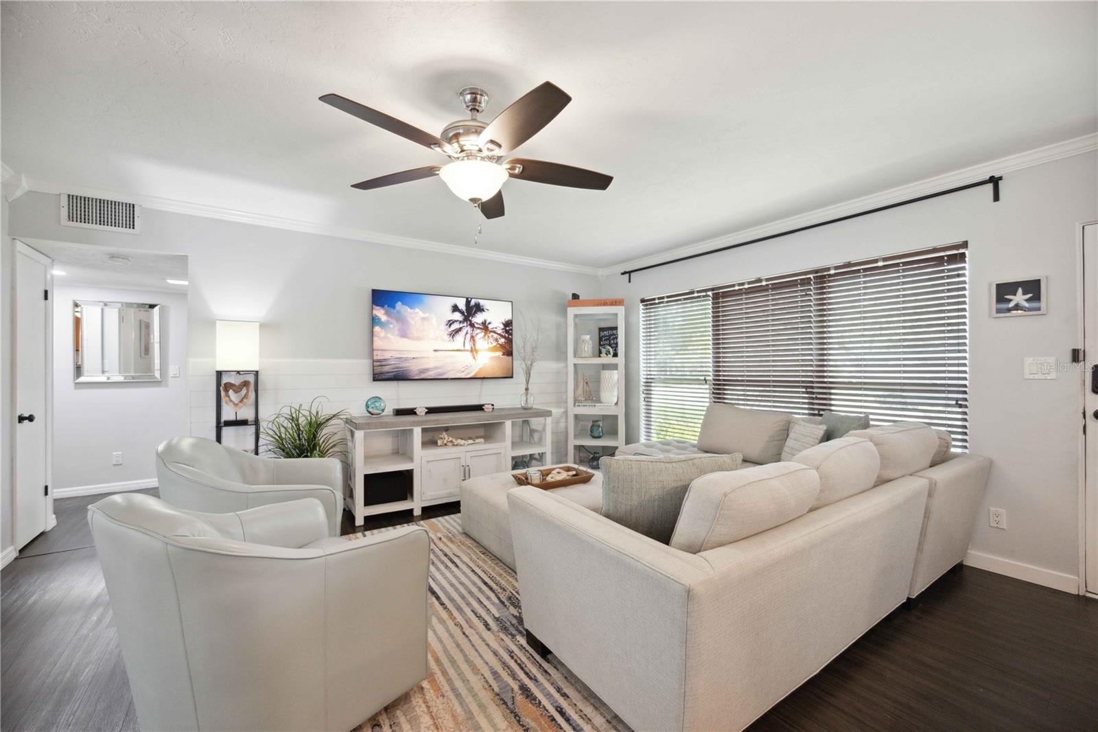 Image 8 of 19 For 2425 Clematis Street