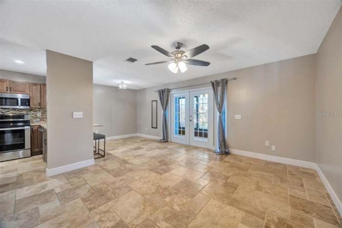 Image 10 of 24 For 4239 Brentwood Park Circle