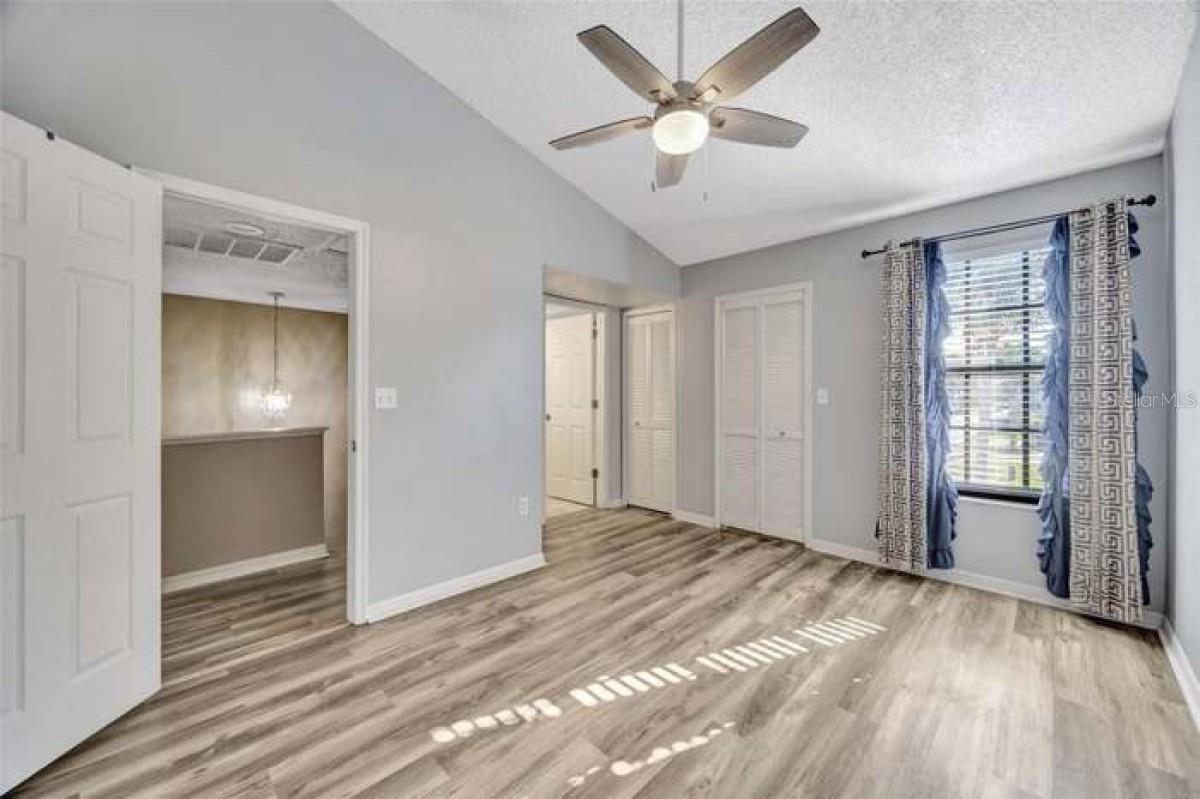Image 22 of 24 For 4239 Brentwood Park Circle