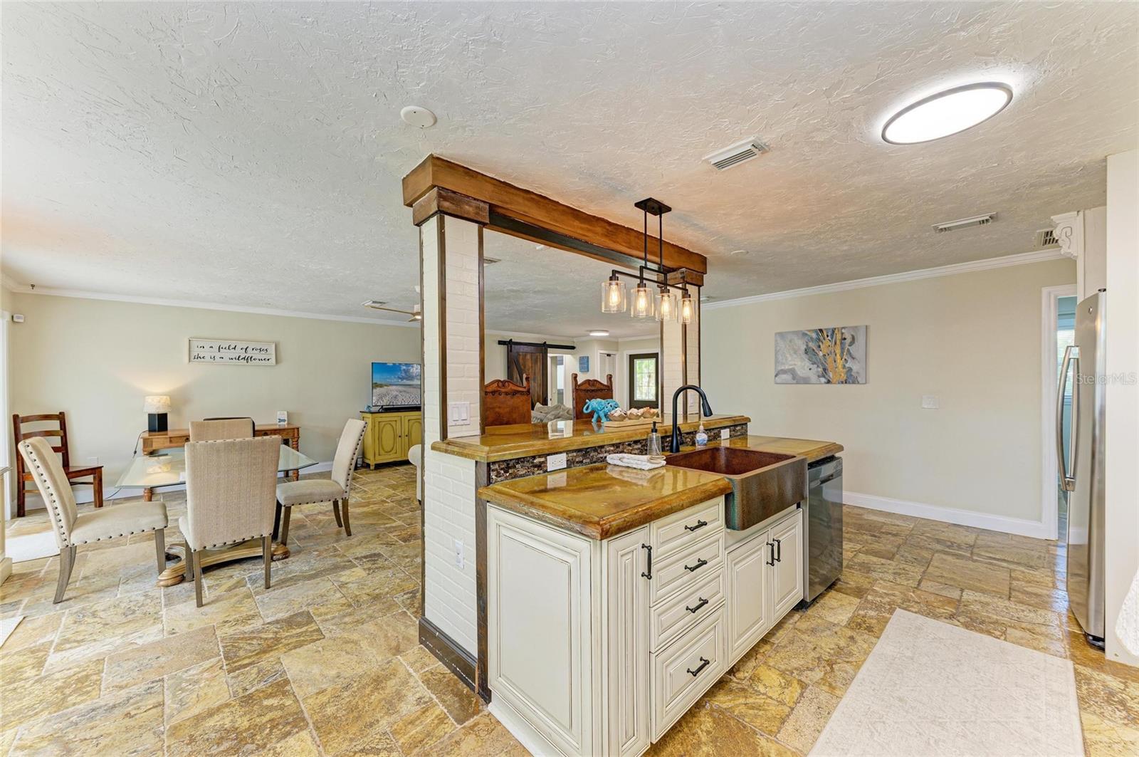 Image 11 of 65 For 2908 Mayflower Street