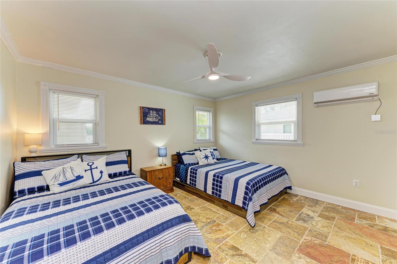 Image 21 of 65 For 2908 Mayflower Street