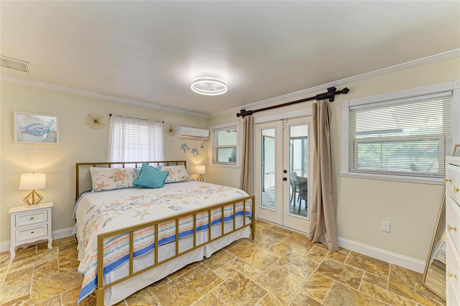 Image 25 of 65 For 2908 Mayflower Street