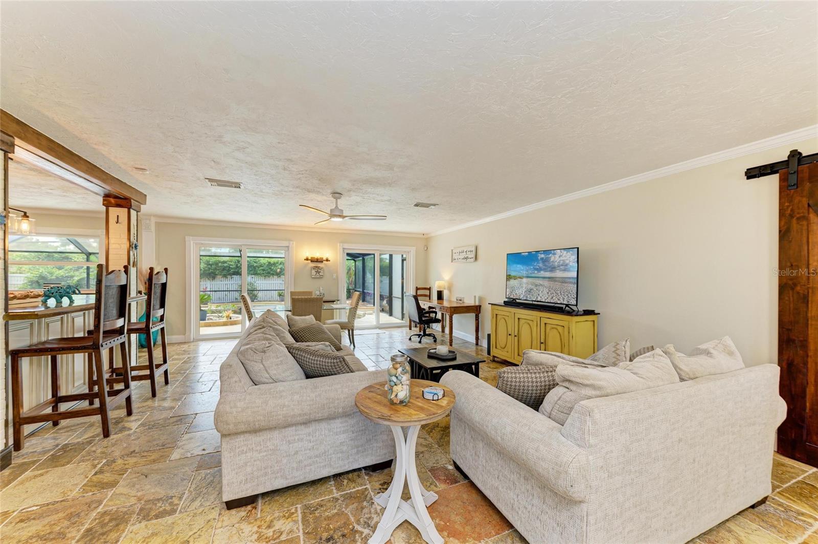 Image 4 of 65 For 2908 Mayflower Street