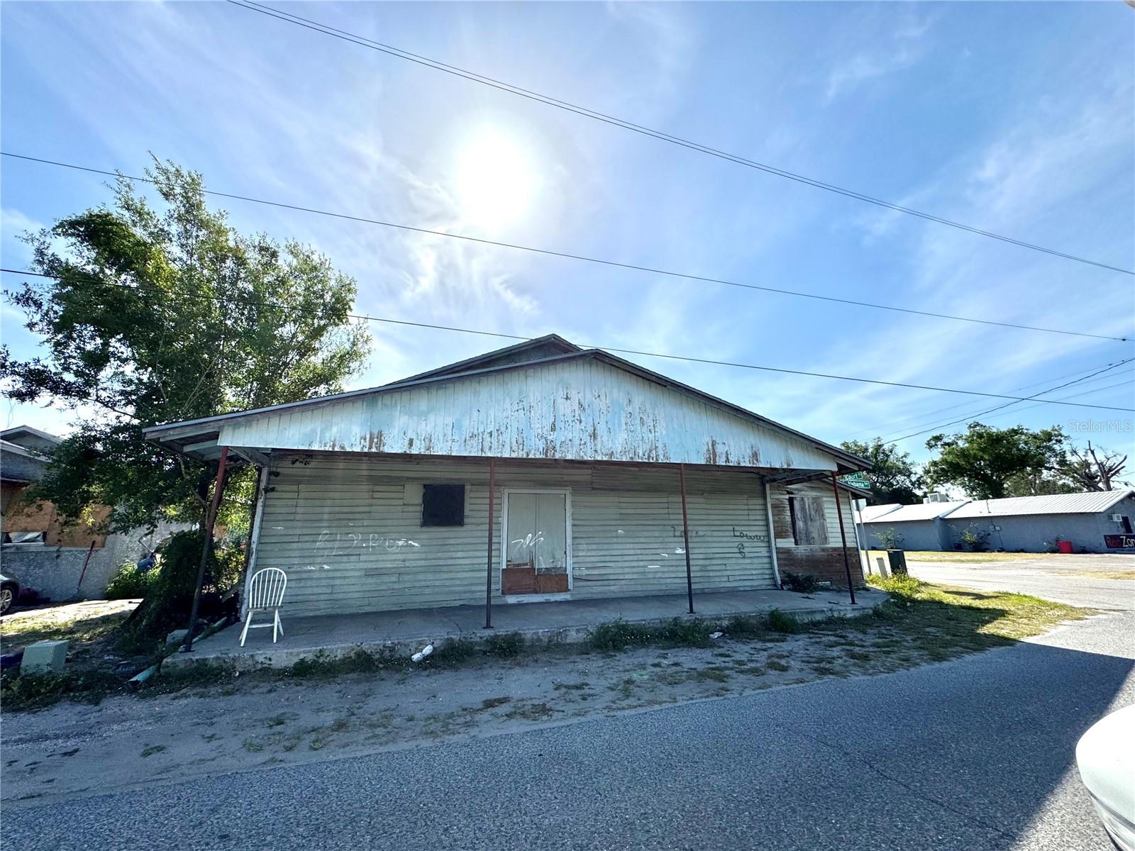 Image 4 of 4 For 223 Alabama Avenue