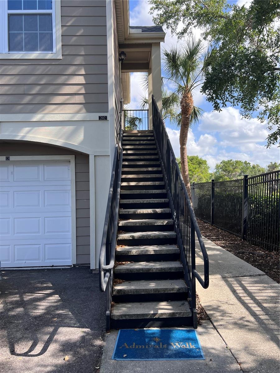 Image 11 of 37 For 5741 Soldier Circle 202