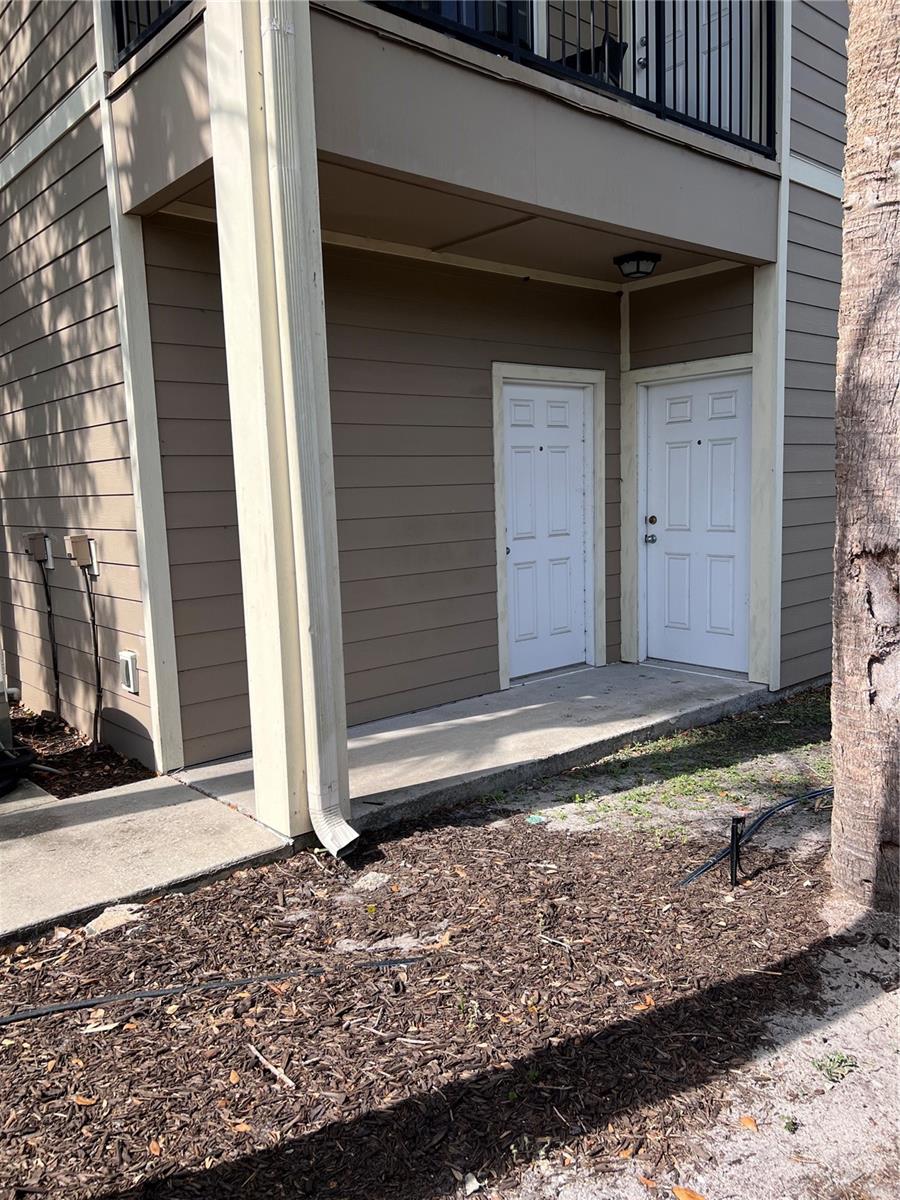 Image 13 of 37 For 5741 Soldier Circle 202