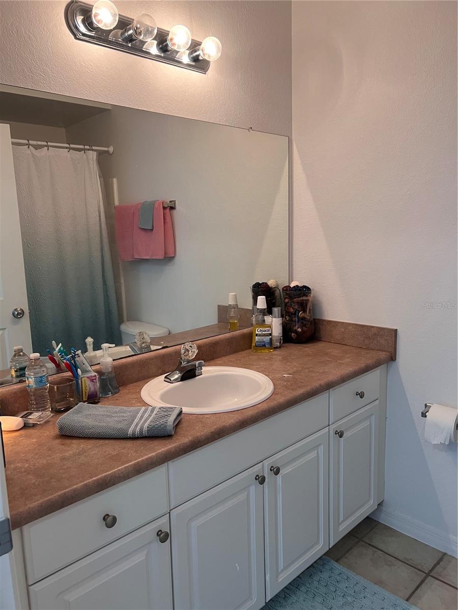 Image 18 of 37 For 5741 Soldier Circle 202
