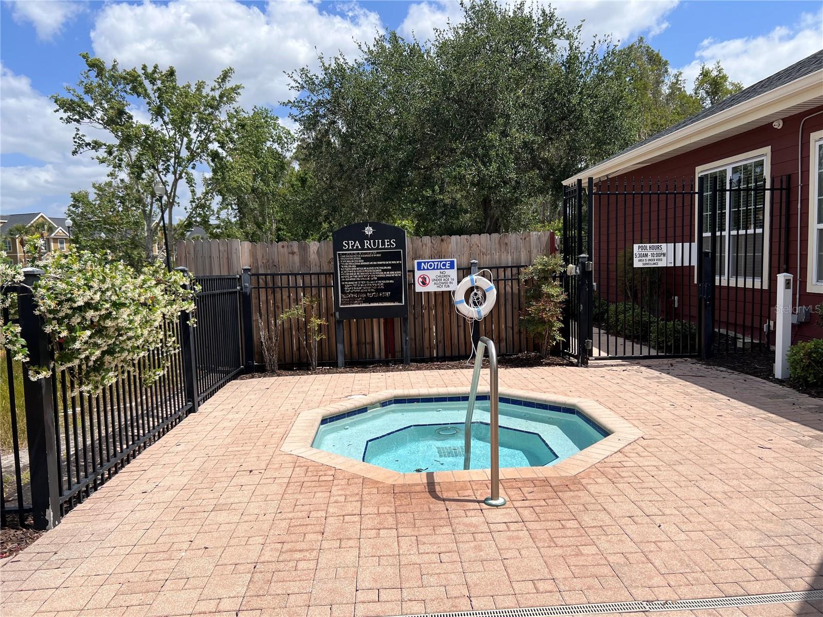 Image 31 of 37 For 5741 Soldier Circle 202